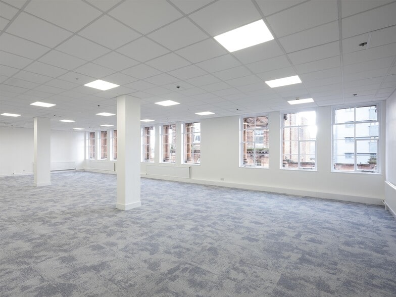 77 Renfrew St, Glasgow for lease - Interior Photo - Image 3 of 7