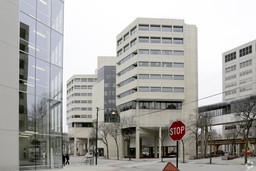 710 S Paulina St, Chicago, IL for sale - Primary Photo - Image 1 of 9