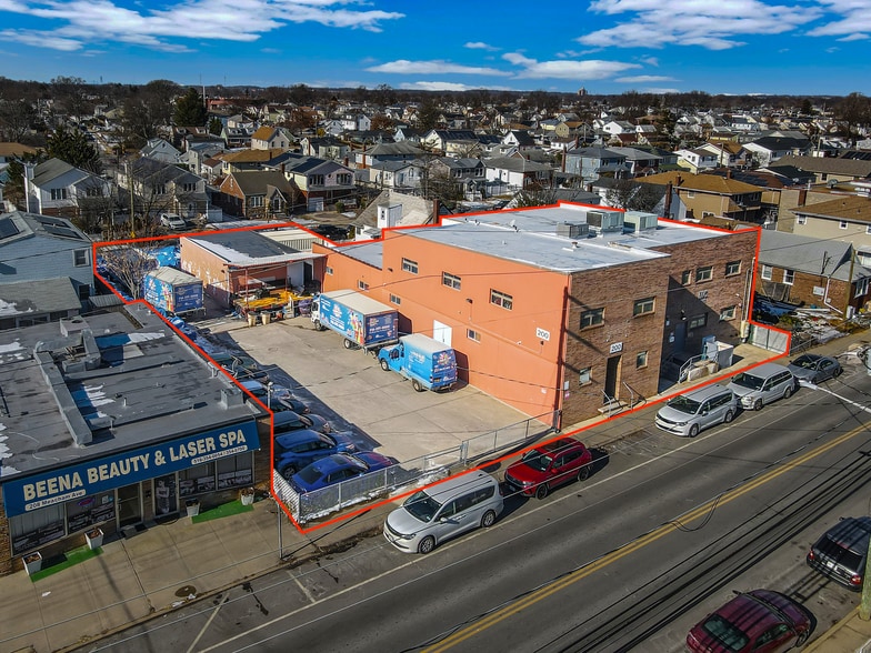 200 Meacham Ave, Elmont, NY for sale - Building Photo - Image 1 of 1