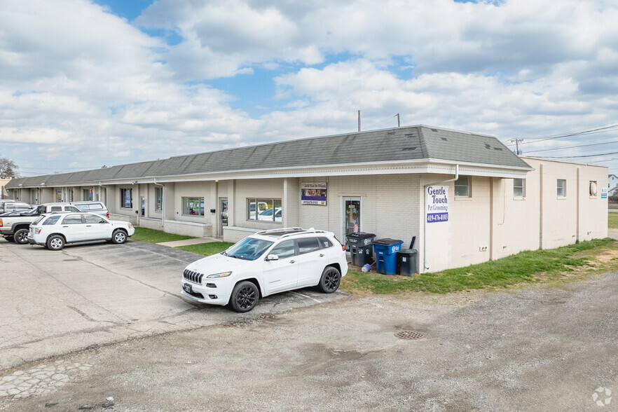 1037-1057 Custer Dr, Toledo, OH for sale - Primary Photo - Image 1 of 1