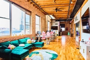 210 N Racine Ave, Chicago IL - Commercial Real Estate