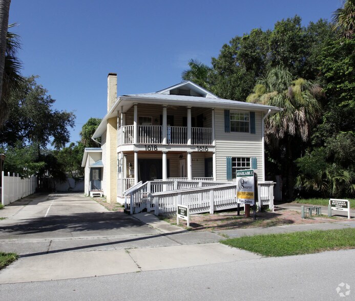 16161618 Avalon Pl, Fort Myers, FL 33901