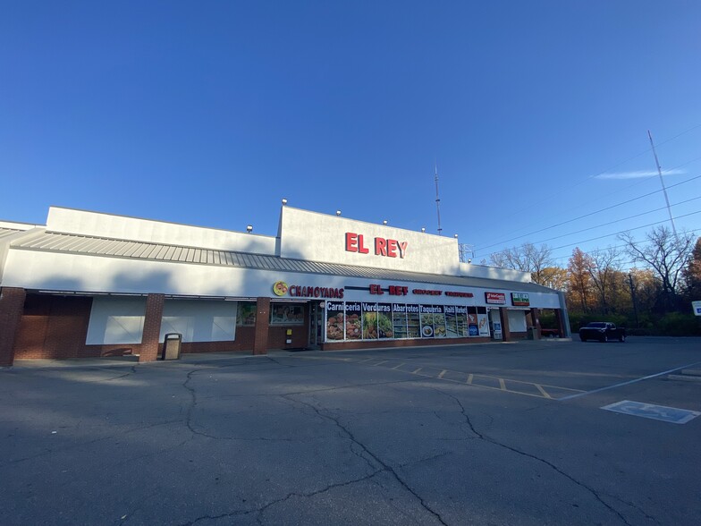 2800 W 71st St, Indianapolis, IN for lease - Building Photo - Image 1 of 5