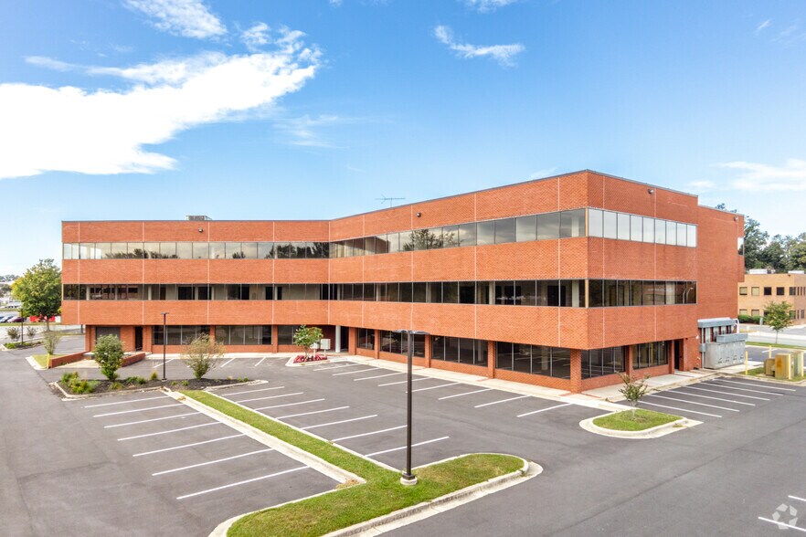 4 Taft Ct, Rockville, MD for sale - Building Photo - Image 1 of 14