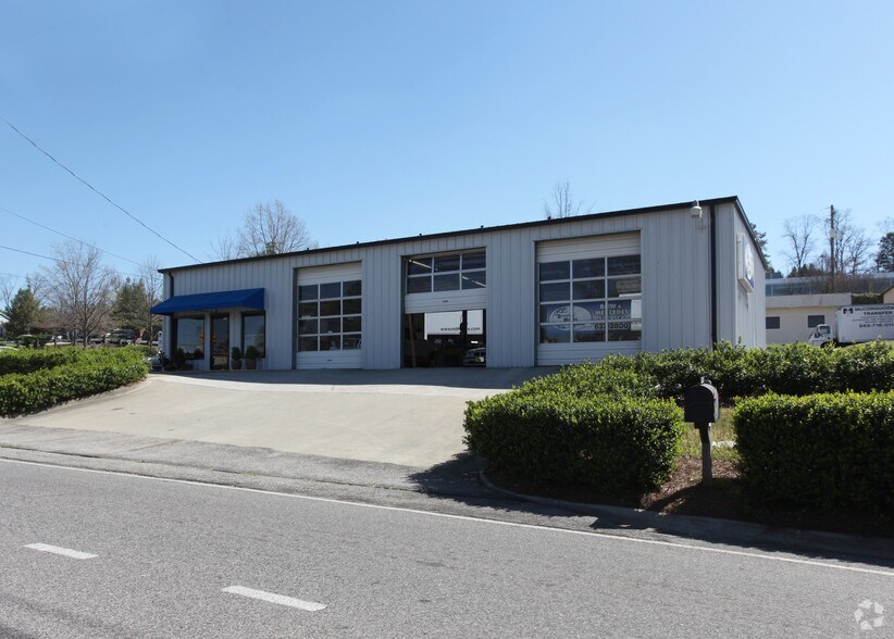 3193 Cahaba Heights Rd, Birmingham, AL 35243