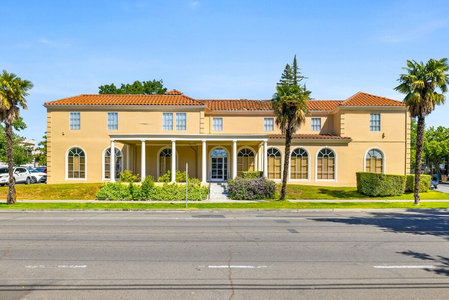2001 P St, Sacramento, CA for sale - Building Photo - Image 1 of 23