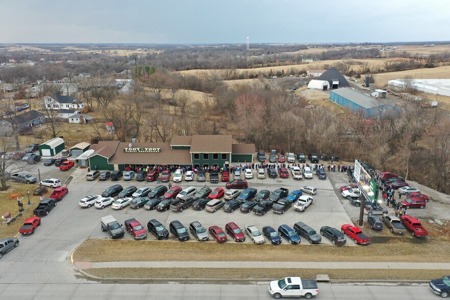 2905 Miller St, Bethany, MO for sale - Building Photo - Image 1 of 1