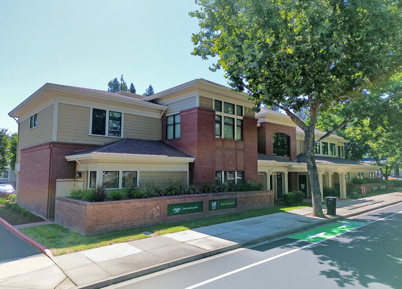 630 San Ramon Valley Blvd, Danville, CA for lease - Building Photo - Image 3 of 6