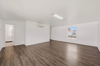 6106-6108 Paseo Delicias, Rancho Santa Fe, CA for lease Interior Photo- Image 2 of 23