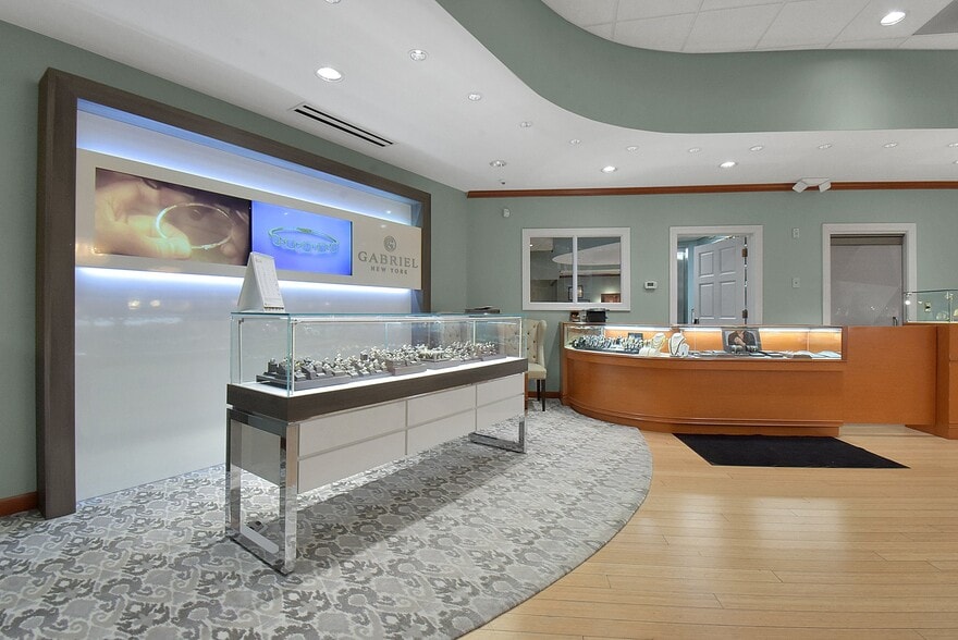 2555 Miamisburg-Centerville Rd, Dayton, OH for sale - Interior Photo - Image 3 of 18