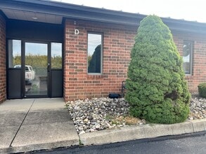 1002-1016 Corporate Ln, Export, PA for lease Building Photo- Image 2 of 12