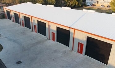 6821 Allegheny St, Houston, TX for lease Building Photo- Image 2 of 7