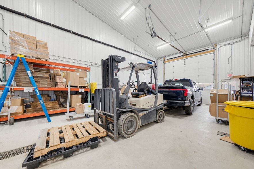 7775 Albany Post Rd, Red Hook, NY for sale - Building Photo - Image 2 of 19