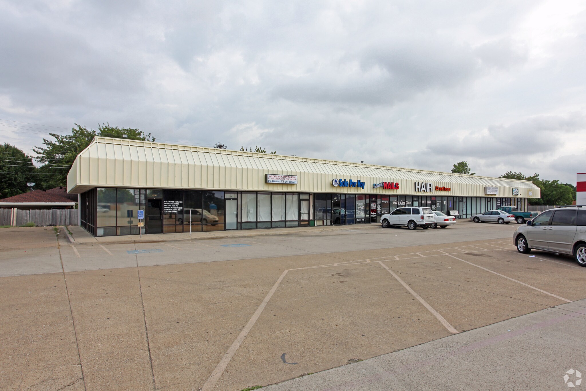 1303 W Buckingham Rd, Garland, TX for sale Primary Photo- Image 1 of 1