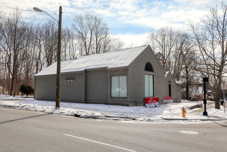 908-914 Allen St, Springfield, MA for lease - Building Photo - Image 2 of 21