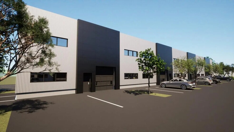 Flex in Saint-Cyr-en-Val for lease - Building Photo - Image 2 of 3