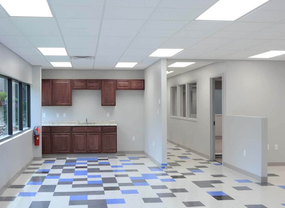 2060 Fairport Nine Mile Point Rd, Penfield, NY for lease Building Photo- Image 1 of 9