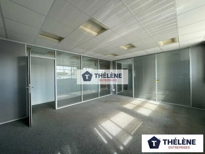 Office in Castelnau-le-Lez for lease - Interior Photo - Image 2 of 12