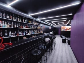 Carrer d'Enric Prat de la Riba, 166, L'Hospitalet de Llobregat, Barcelona for lease Interior Photo- Image 2 of 16