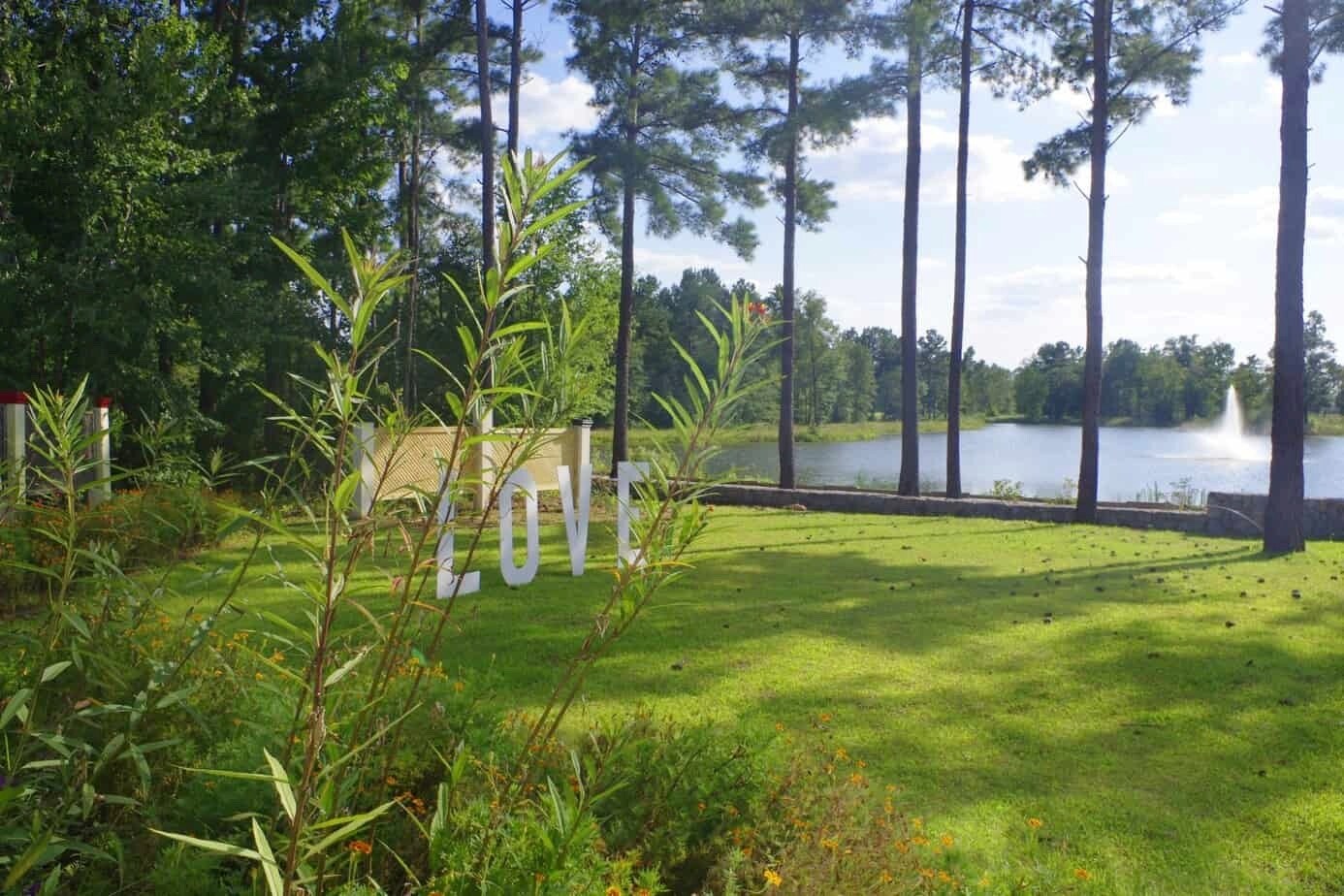 26 Commerce Plaza, Pembroke, NC for sale Primary Photo- Image 1 of 1