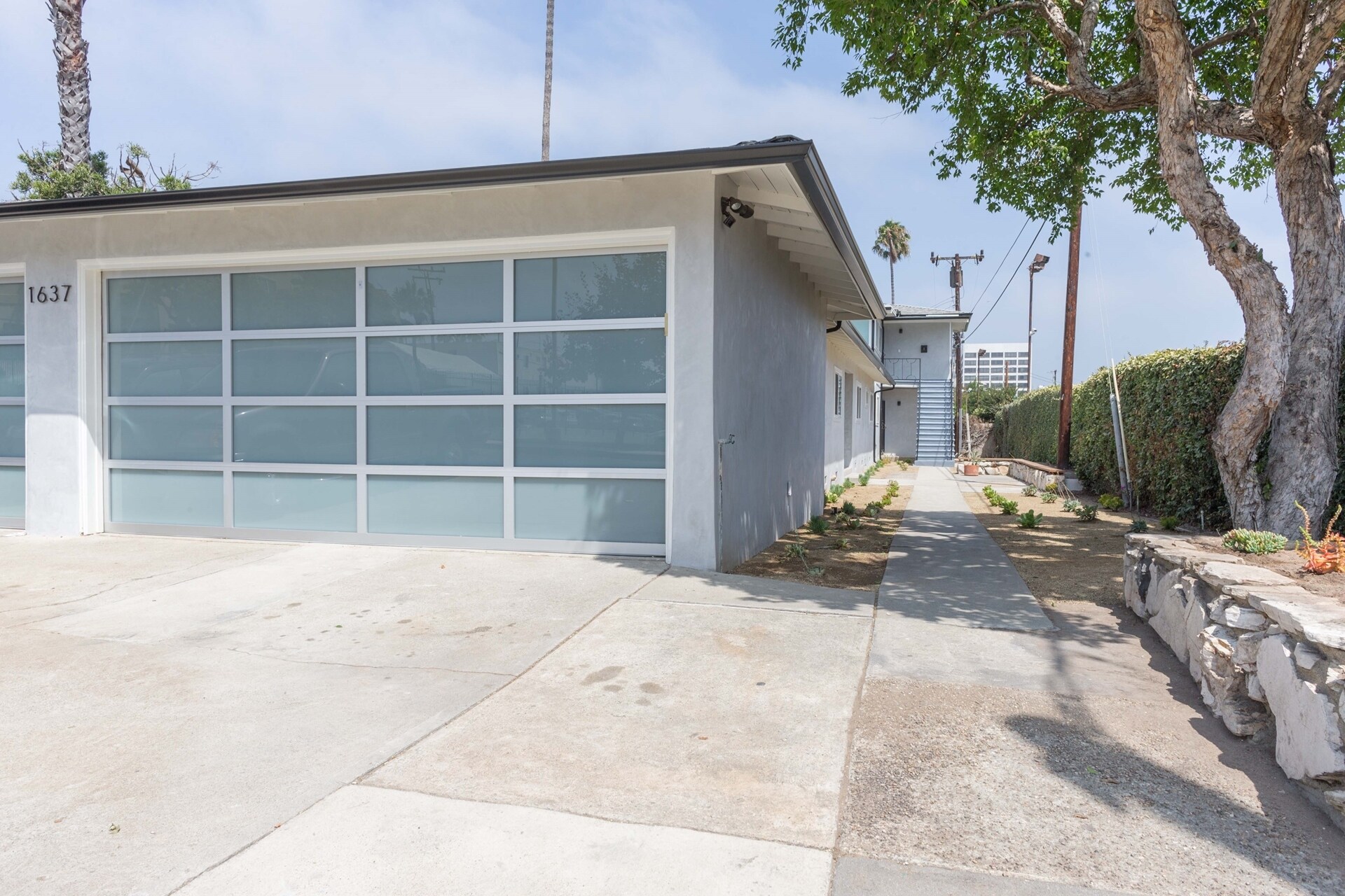 1637 E Palm Ave, El Segundo, CA for sale Primary Photo- Image 1 of 1