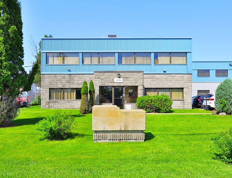 3900 Rue Isabelle, Brossard, QC for lease - Building Photo - Image 1 of 3