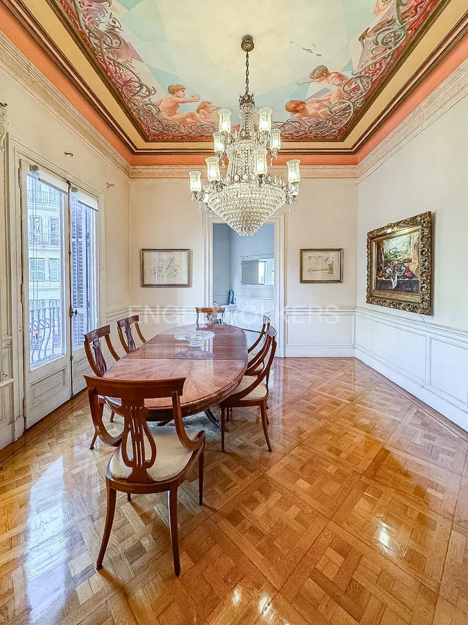 Barcelona, BAR 08037 - Unit 1 -  - Interior Photo - Image 1 of 17