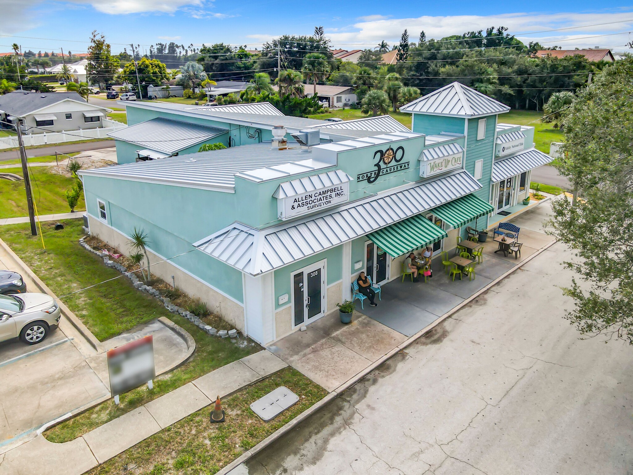 302 N Causeway, New Smyrna Beach, FL for lease Building Photo- Image 1 of 3