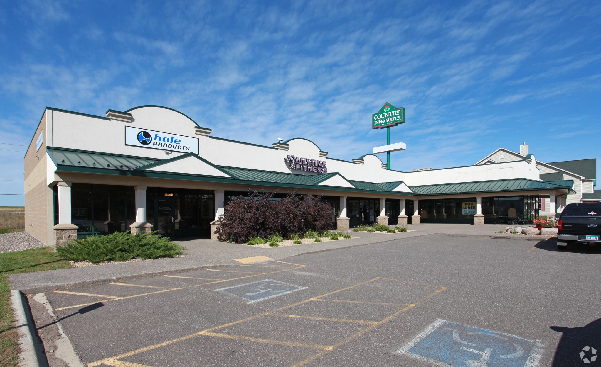 205 16th St NE, Little Falls, MN for sale Primary Photo- Image 1 of 1