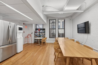 17 W 20th St, New York, NY for lease Interior Photo- Image 2 of 14
