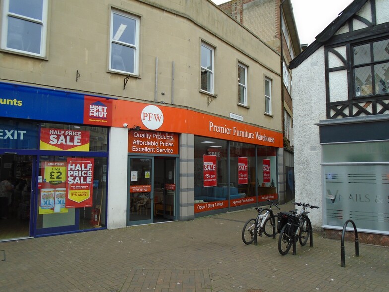 26-27 Fore St, Trowbridge for sale - Building Photo - Image 1 of 1