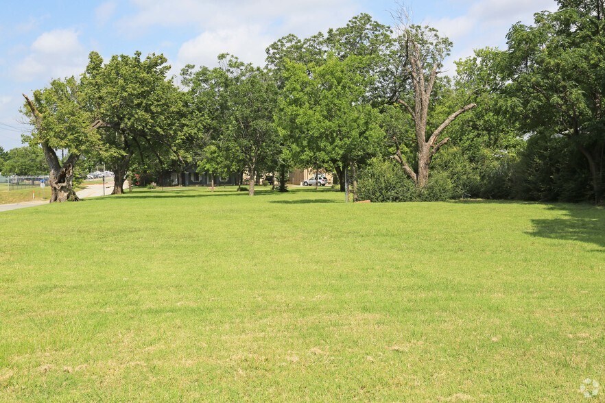 309 W Front St, Arlington, TX for sale - Primary Photo - Image 1 of 1