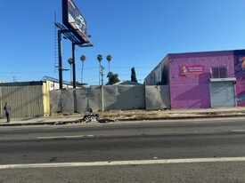 Gated & Secured Commercial yard - Parking Garage