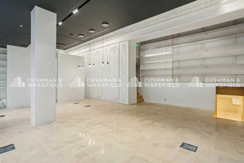 Office in Boulogne-Billancourt for lease - Interior Photo - Image 2 of 10