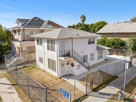 FHA Eligible Triplex @ $765K | $255K per Unit - Triplex Property