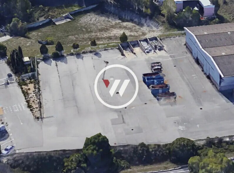 Land in Bouc-Bel-Air for lease - Building Photo - Image 1 of 2