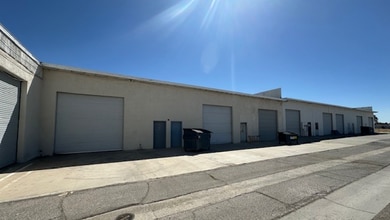13580 Nomwaket Rd, Apple Valley, CA for lease Building Photo- Image 2 of 6