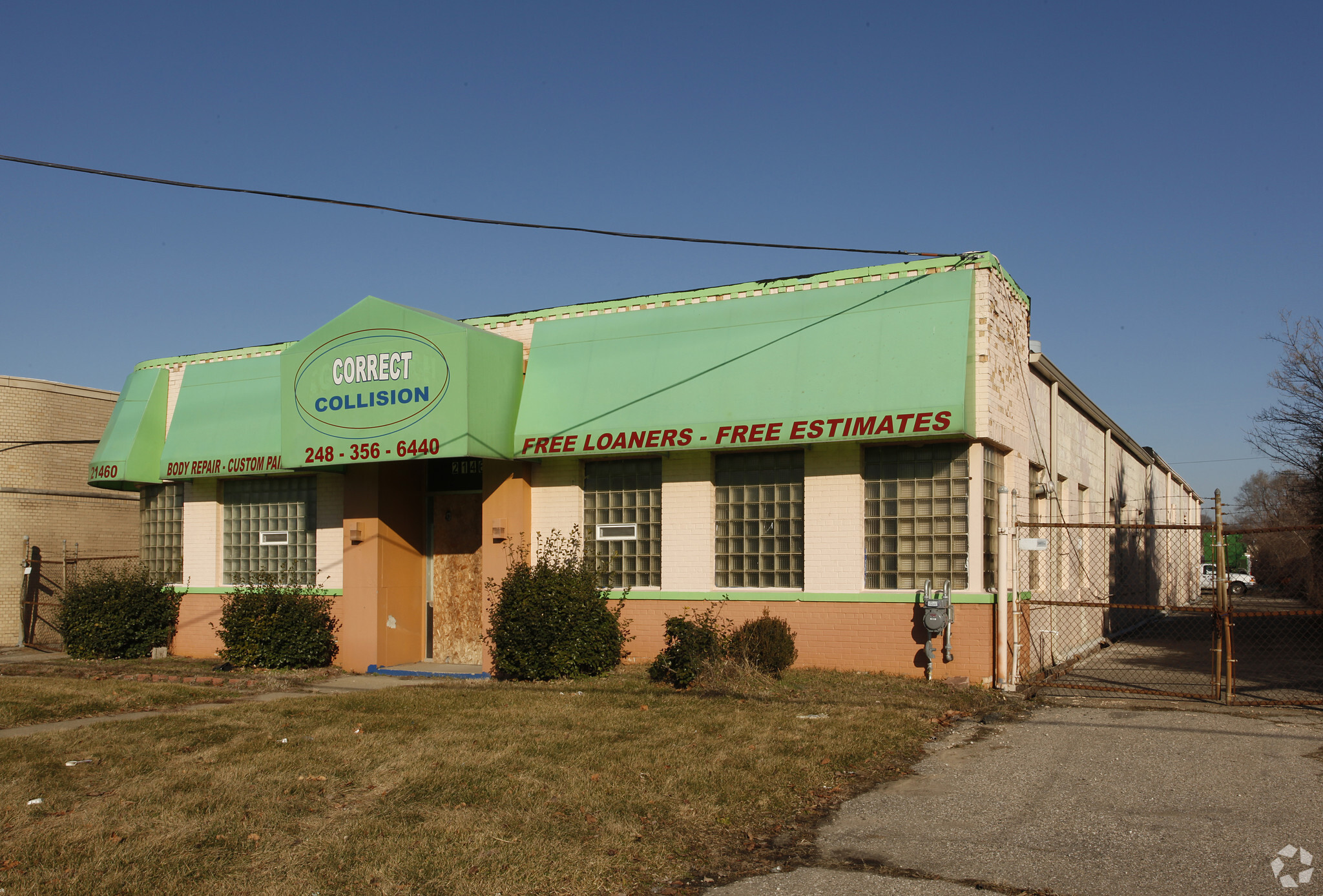 21460 W 8 Mile Rd, Southfield, MI for sale Primary Photo- Image 1 of 1