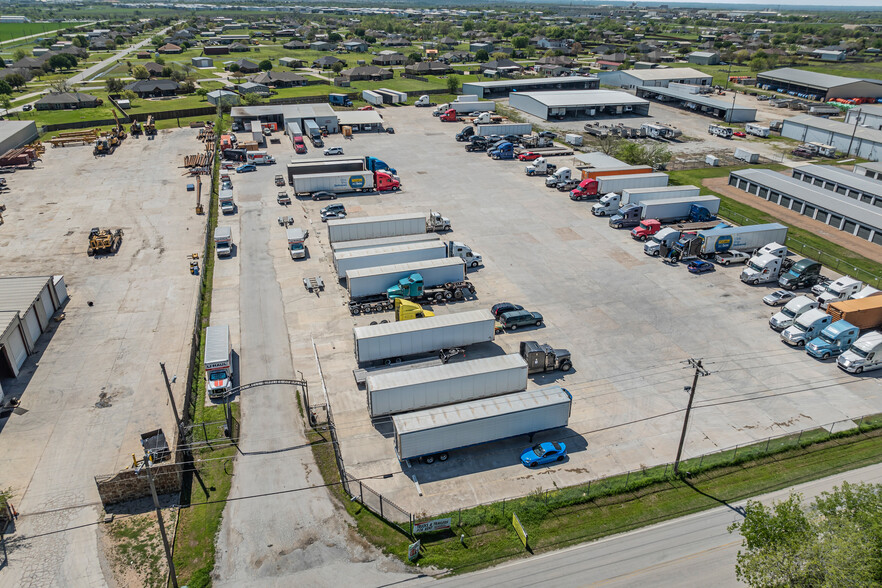 2555 Blue Mound Rd W, Haslet, TX for lease - Building Photo - Image 1 of 19