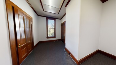 1040 Noel Dr, Menlo Park, CA for lease Interior Photo- Image 1 of 3