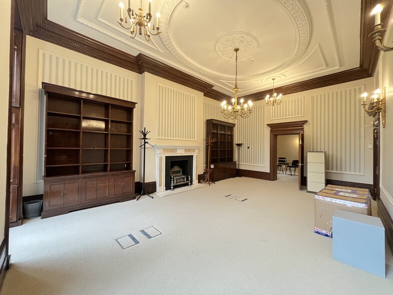 14 Manchester Sq, London for lease - Interior Photo - Image 2 of 13