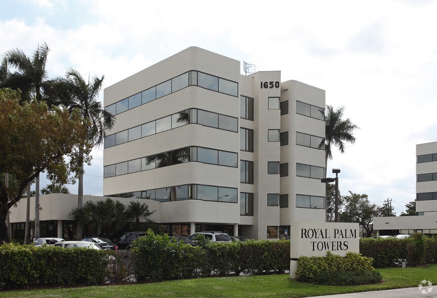 1650 S Dixie Hwy, Boca Raton, FL for sale - Building Photo - Image 2 of 7