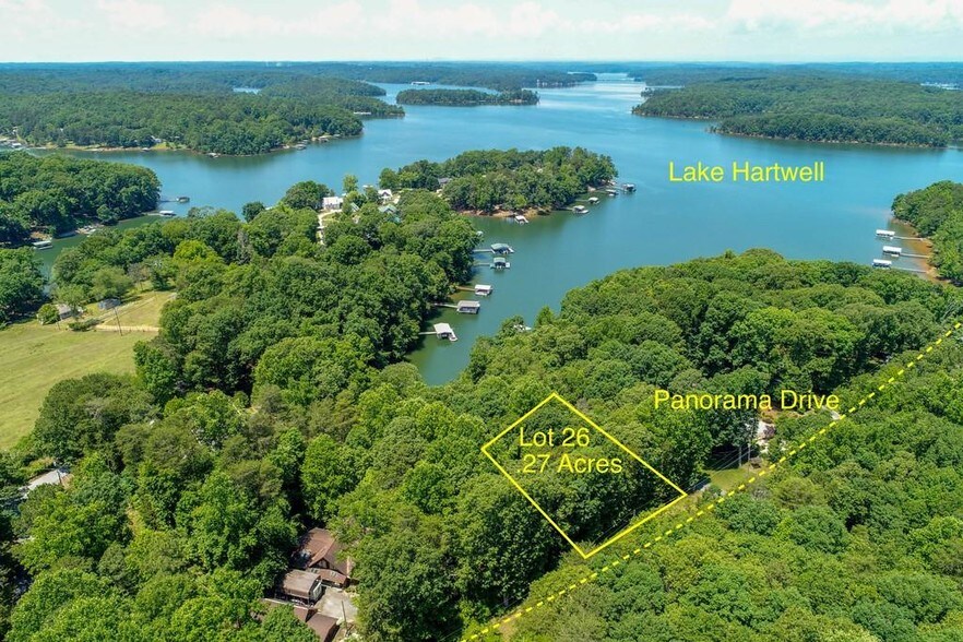 26 Panorama Dr, Lavonia, GA 30553