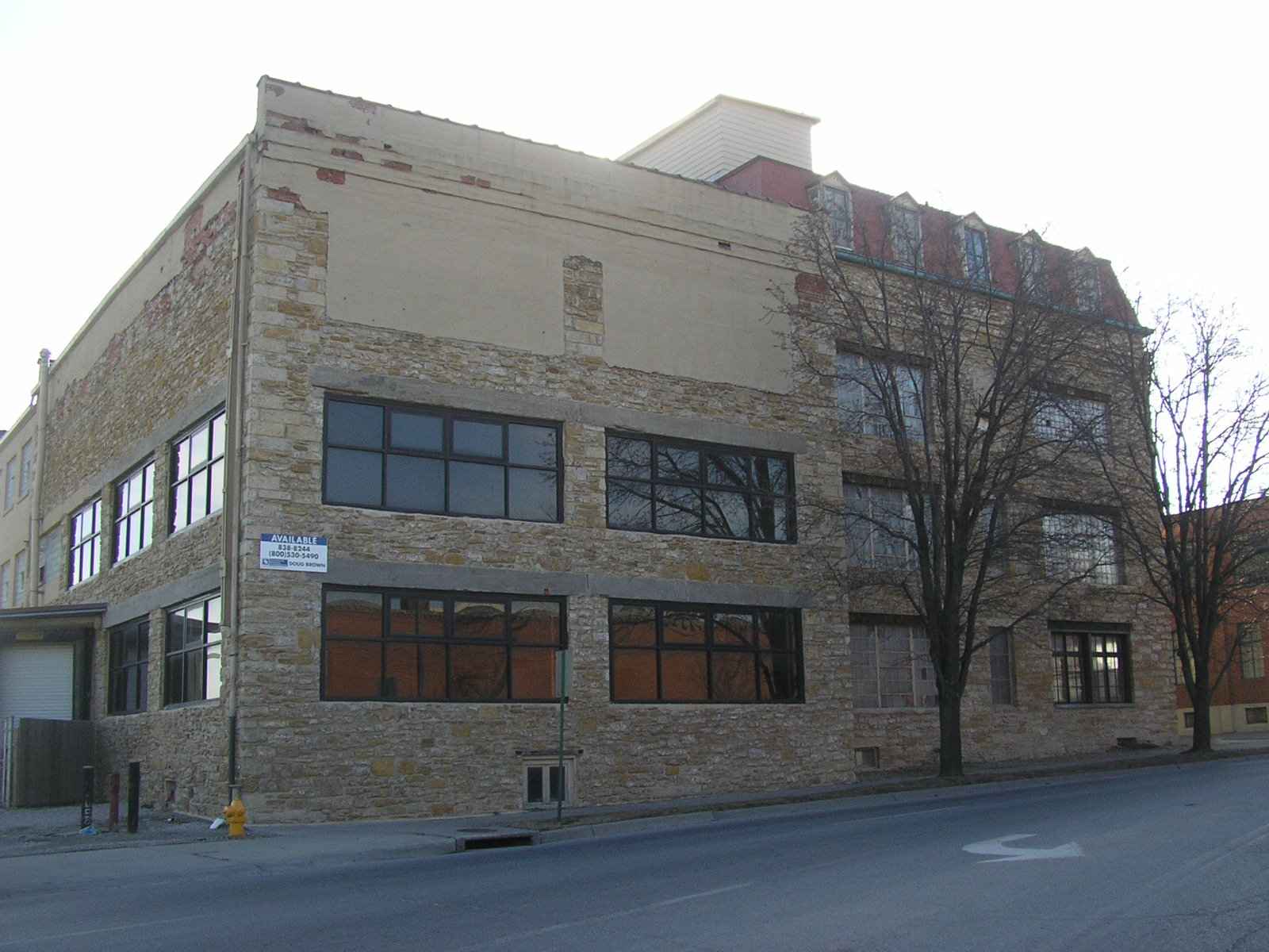 612 New Hampshire St, Lawrence, KS for sale Building Photo- Image 1 of 1