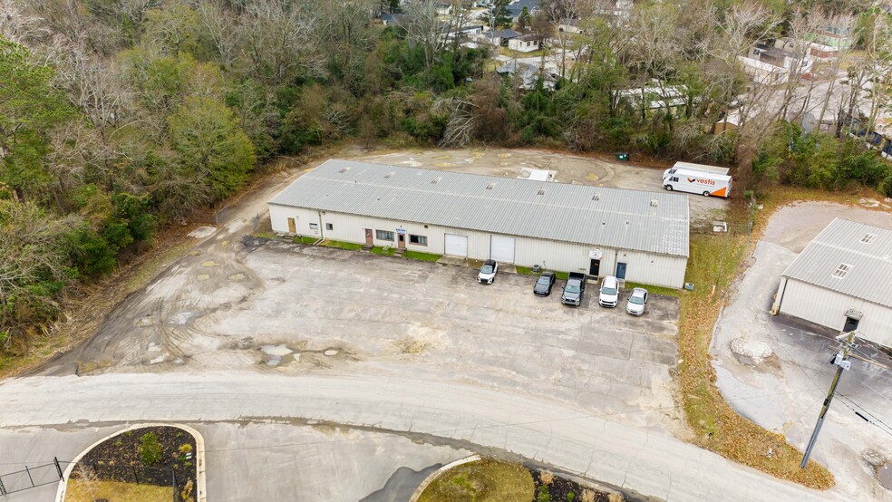 3302 Commerce Dr, Augusta, GA for sale - Building Photo - Image 2 of 5