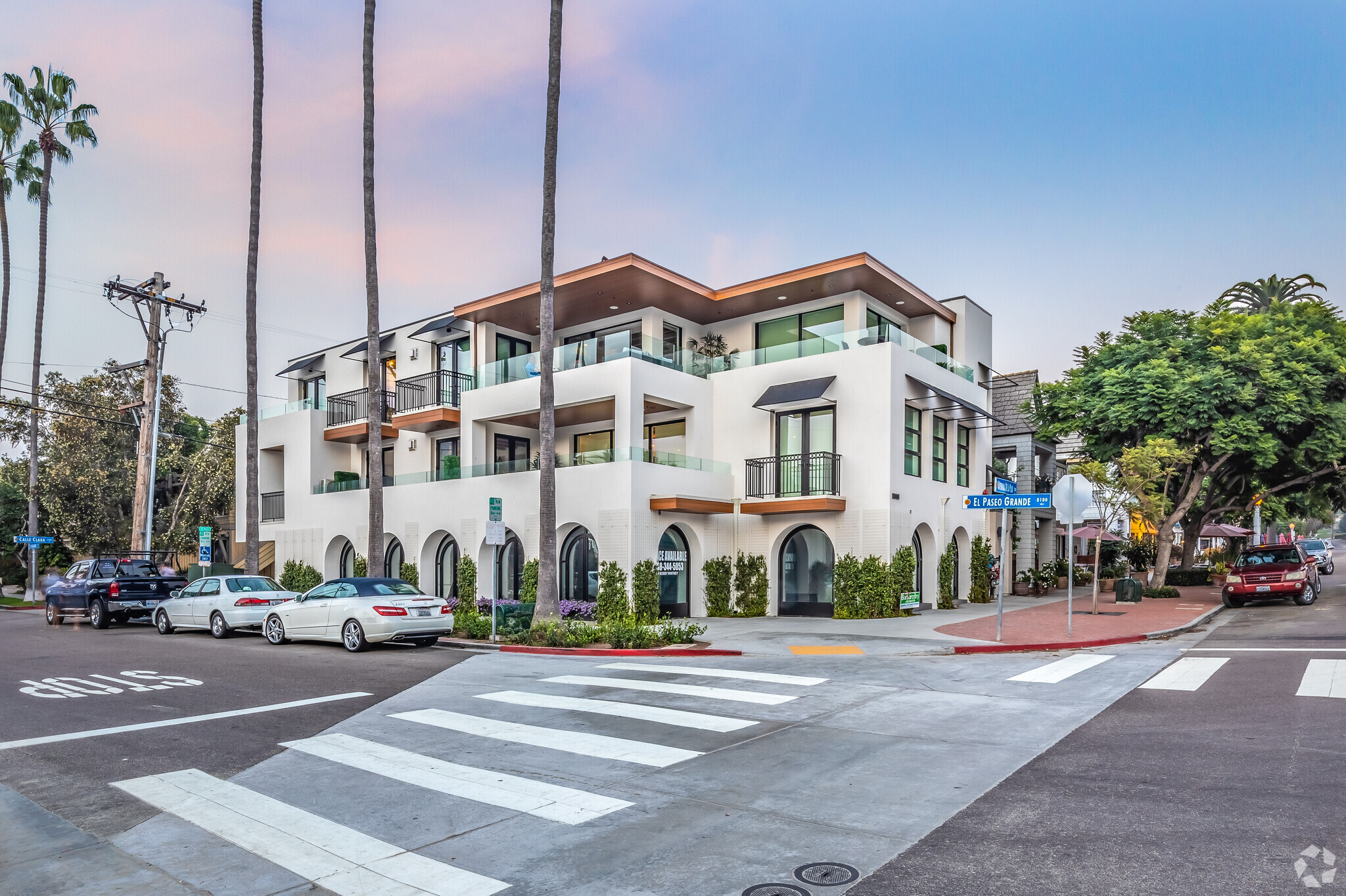 2202 Avenida De La Playa, La Jolla, CA for sale Building Photo- Image 1 of 1