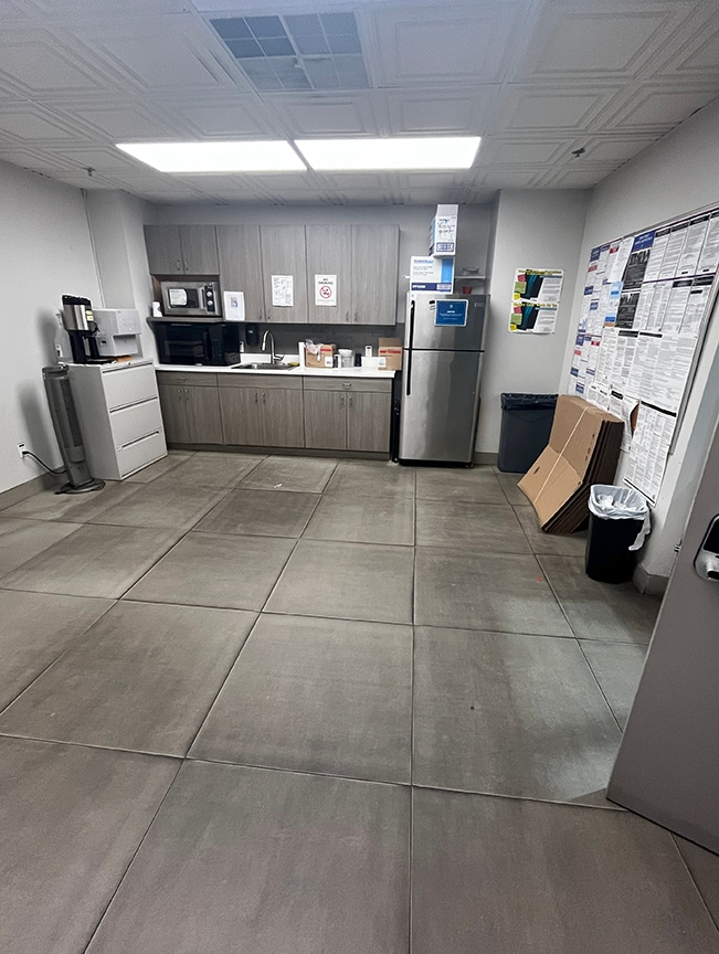 137-141 W Commercial Ave, Moonachie, NJ for lease Interior Photo- Image 1 of 11