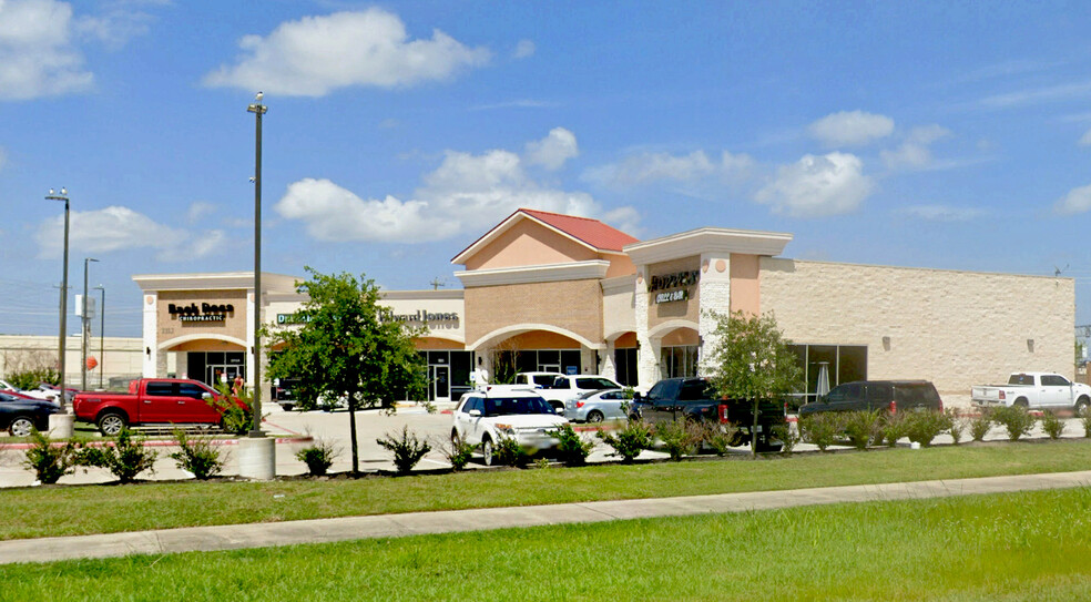 2312 Calder Dr, League City, TX for lease - Building Photo - Image 2 of 8