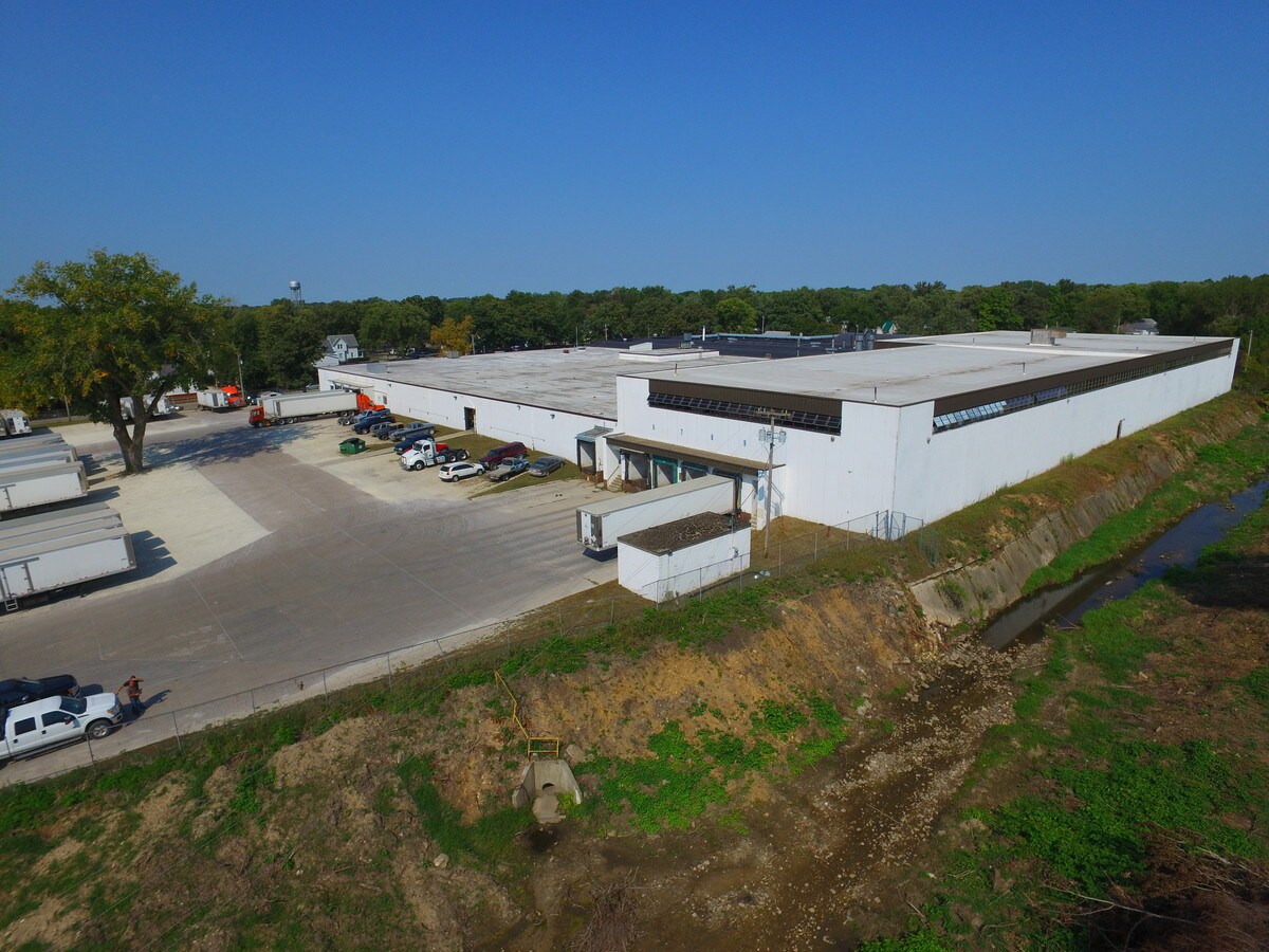 301 5th Ave SW, Oelwein, IA 50662