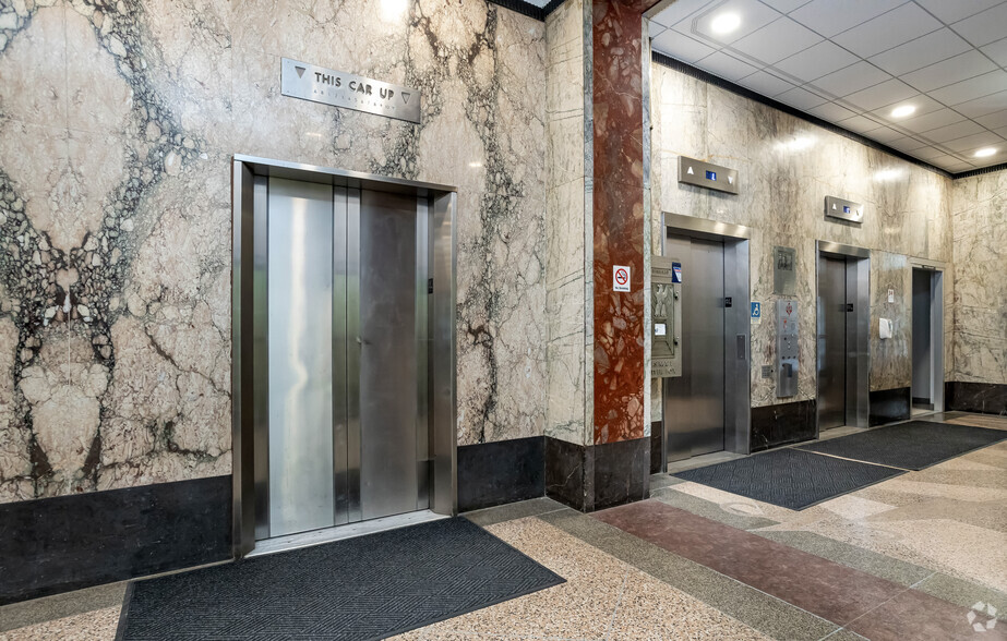 10-22 E Main St, Rochester, NY for lease - Lobby - Image 3 of 14